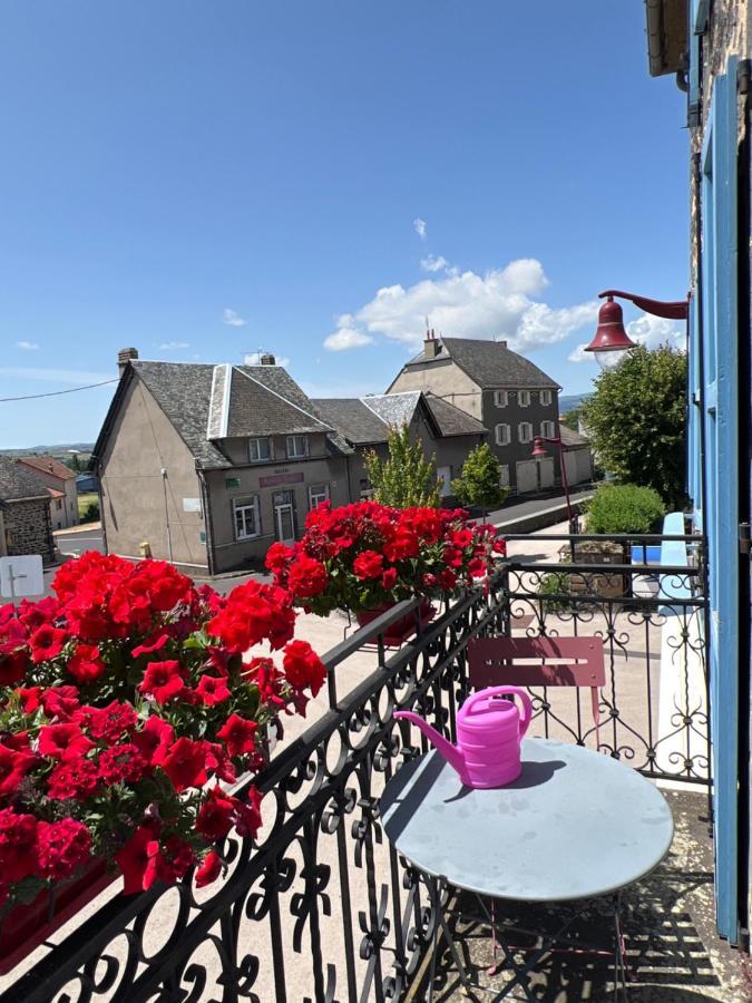 Hotel De La Planeze Talizat